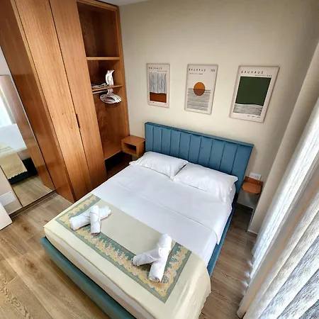 Apollo Sea Golem (Tirana)